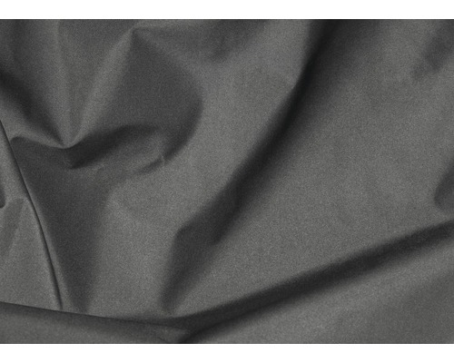 Grauer Stoff mit Falten