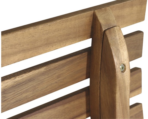 Detailansicht einer Gartenbank aus Holz