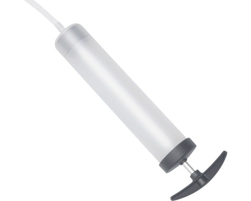 Fettspritze mit Schlauch zum Abschmieren von Maschinenteilen