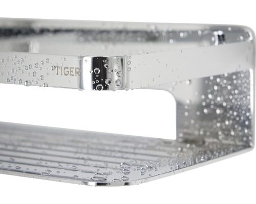 Logo Tiger sur une étagère de salle de bain en métal