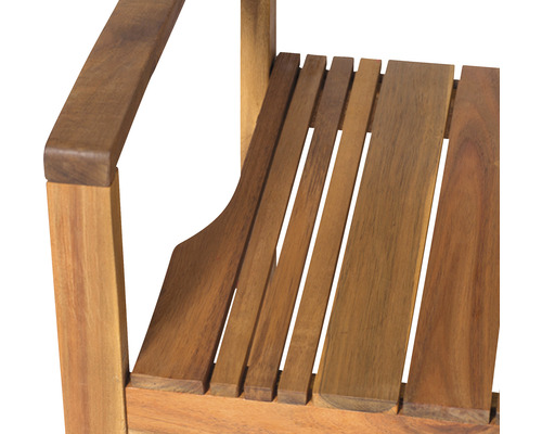 Detailansicht eines Holzstuhls