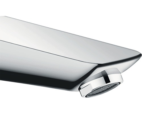 Gros plan d''un robinet en métal