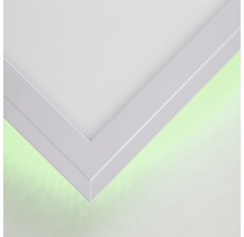 Detailansicht einer quadratischen LED-Deckenleuchte mit Rahmen