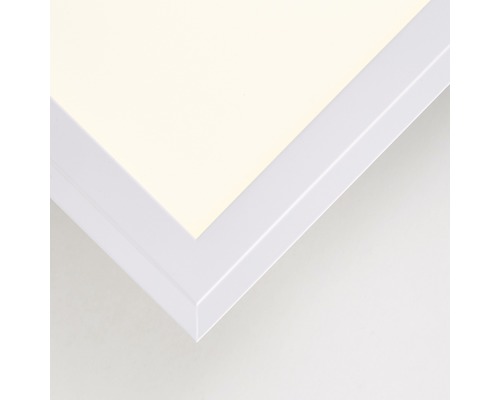 Nahaufnahme einer weißen Deckenleuchte