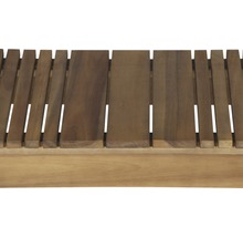 Gros plan de meubles de jardin en bois