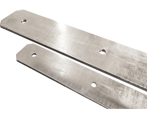 Deux connecteurs plats galvanisés avec trous