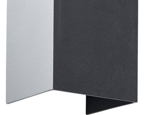 Wandleuchte aus Metall