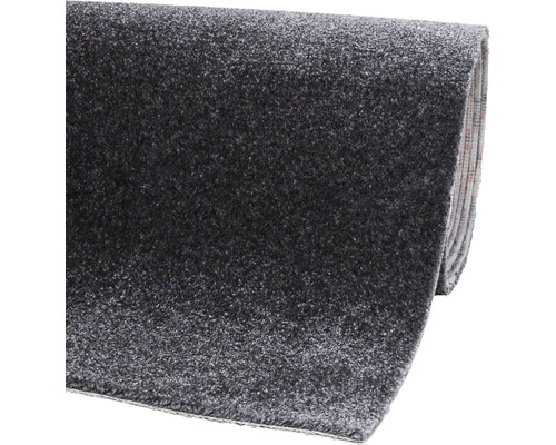 Moquette grise sur un rouleau