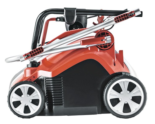 Scarificateur à gazon plié avec roues