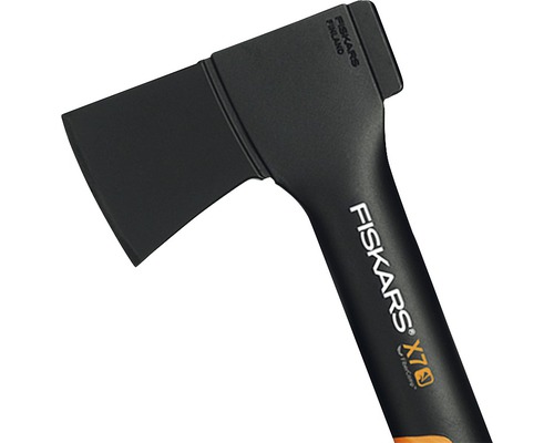 Hache universelle FISKARS Solid A10 - HORNBACH Luxembourg
