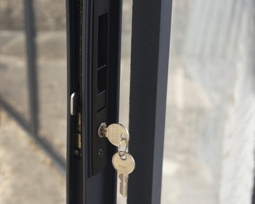 Serrure d''une porte avec clé