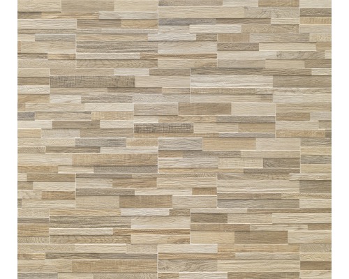 Fliesenwand mit Holzoptik