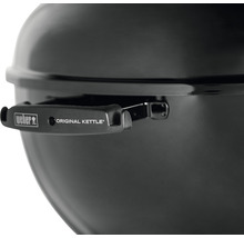 Logo Weber sur un barbecue Original Kettle