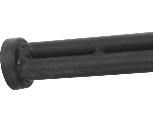 Vue détaillée d''un système de chauffage avec des tuyaux et des embouts