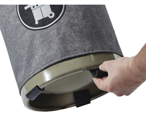 Vue détaillée d''une housse de barbecue avec élément de commande