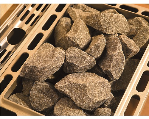 Saunasteine in einem Ofen