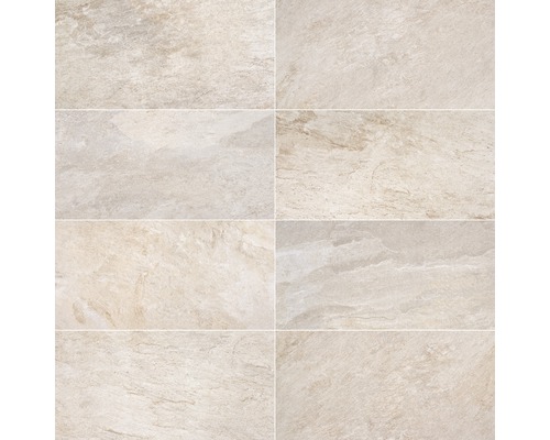 Mehrere Fliesen mit Natursteinoptik