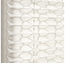 Nahaufnahme einer Plissee-Jalousie mit geometrischem Muster