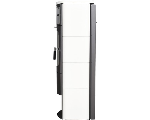 Poêle avec revêtement en acier