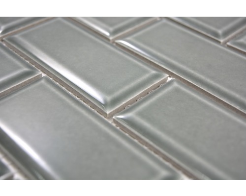 Carreaux rectangulaires en céramique en détail