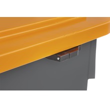 Vue détaillée d''un conteneur en plastique avec mécanisme de fermeture