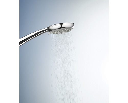 Douchette à main avec eau courante