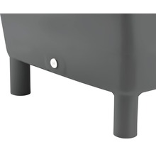 Vue détaillée d''un bac à plantes avec pieds et drain d''eau