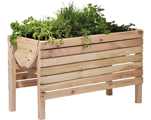 Hochbeet aus Holz mit Bepflanzung