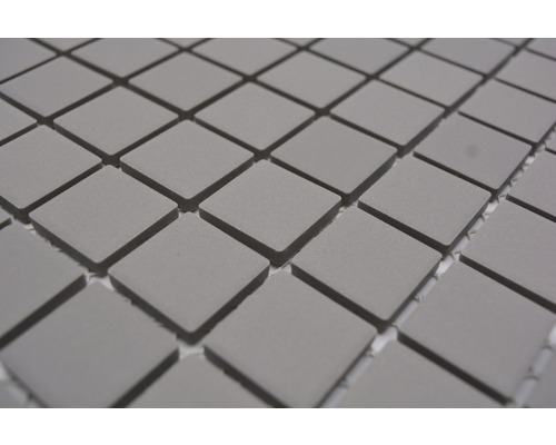 Quadratische Mosaikfliesen aus Keramik