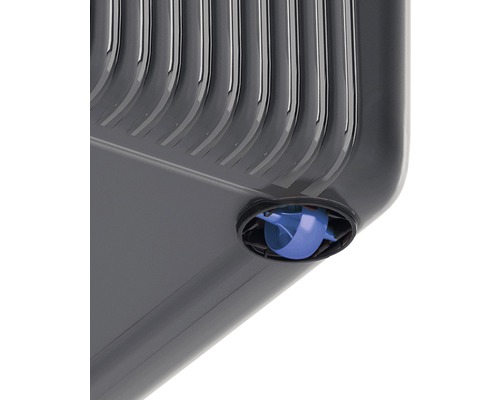Vue détaillée d''un radiateur avec purgeur
