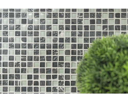 Mur de carreaux de mosaïque avec des carreaux carrés