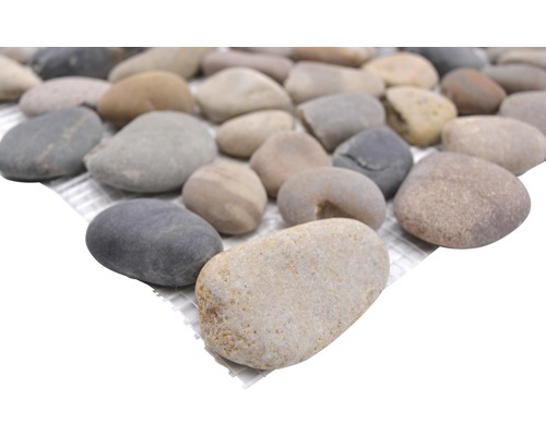 Mosaikmatte mit Natursteinen