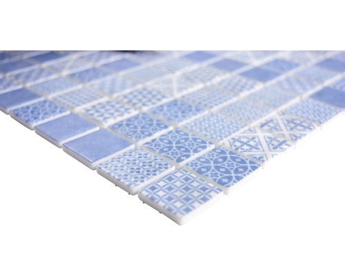 Carreau de mosaïque avec motifs