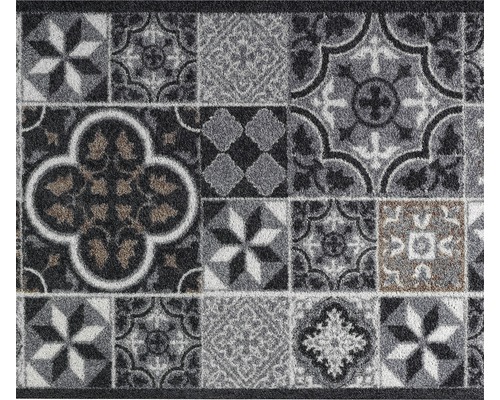 Fussmatte mit Fliesenmuster