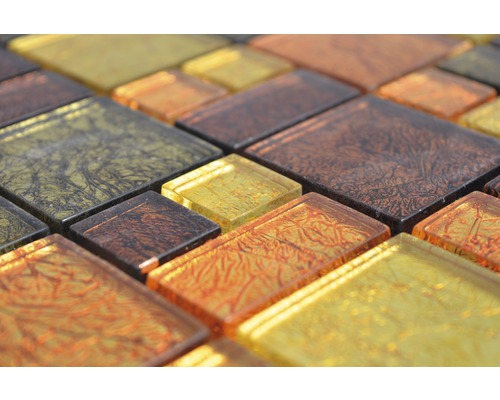 Nahaufnahme von Glasmosaikfliesen