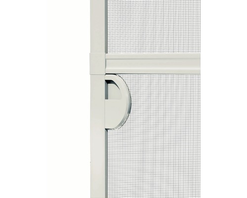 Detail einer Insektenschutztür mit Griff und Gitter