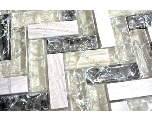 Mosaïque en verre et en pierre