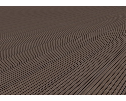 Aperçu des lames de terrasse en bois ou en WPC.