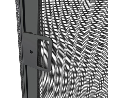 Vue détaillée d''une porte anti-insectes avec poignée