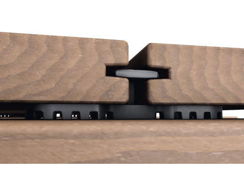 Terrassendiele mit Montageclip zur Befestigung