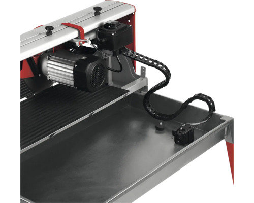 Détail de la carreleuse