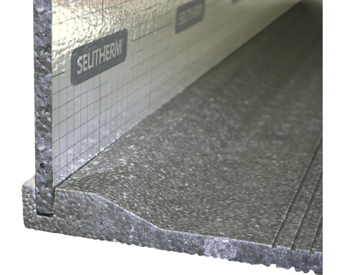 Gros plan d''un panneau isolant avec le logo Selitherm