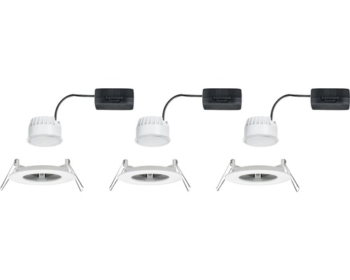 Drei LED Einbaustrahler mit Anschlussbox und Befestigungsring