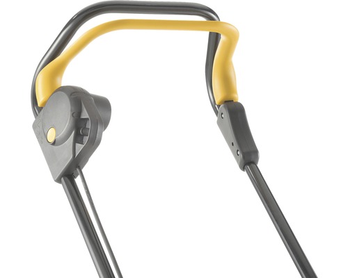 Griff und Bedienelemente eines Rasenmähers