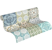 Tapetenrolle mit Fliesenmuster