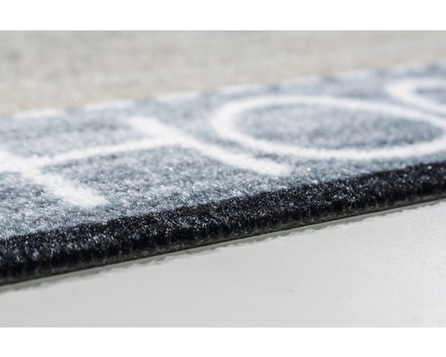 Detailansicht einer Fußmatte mit Muster