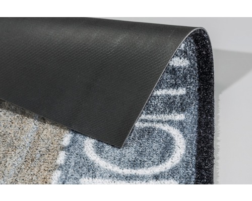 Detailansicht einer Fussmatte mit rutschfester Rückseite