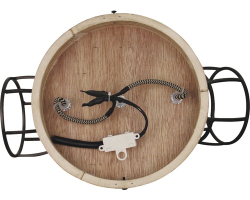 Vue intérieure d''une applique murale avec des éléments en bois et des câbles