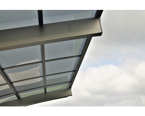 Überdachung mit transparentem Dach