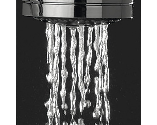 Pomme de douche avec eau courante